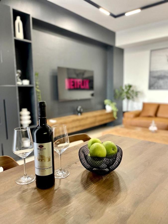 Sunlight Luxe Apartment Skopje Zewnętrze zdjęcie